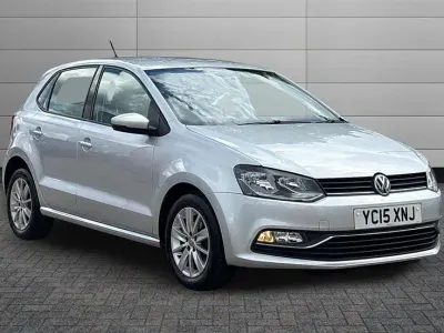 Begagnad VW Polo SE 90 HK (66 kW) 2015 Silver Halvkombi