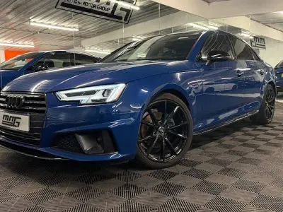 Used Audi A4 Black Edition 150 HP (110 kW) 2019 Blue Sedan