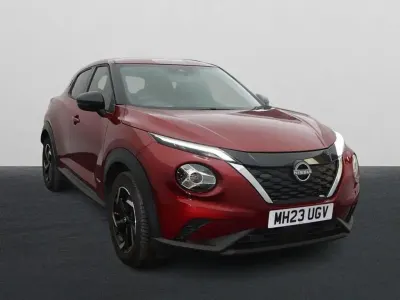 Used Nissan Juke N-Connecta 143 HP (105 kW) 2023 Red SUV