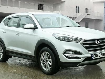 Used Hyundai Tucson SE 132 HP (97 kW) 2016 Silver SUV