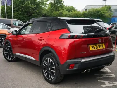 Used Peugeot 2008 Premium 129 HP (94 kW) 2021 Red SUV