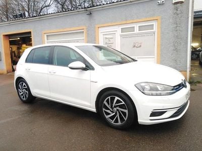 Used VW Golf VII Match 130 HP (95 kW) 2019 White Hatchback