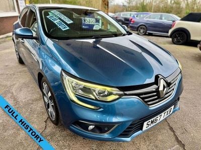Used Renault Mégane IV Dynamique 130 HP (95 kW) 2018 Blue Hatchback