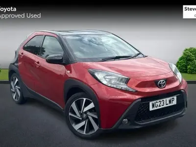 Used Toyota Aygo X 72 HP (52 kW) 2023 Red SUV