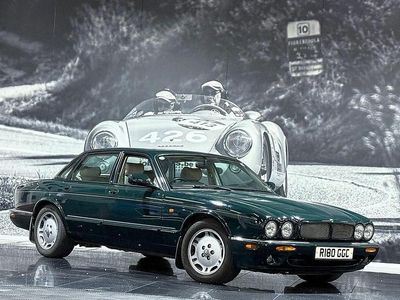 Used Jaguar XJ 1997 Green Sedan