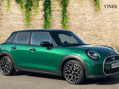 Used Mini Cooper Exclusive 150 kW (204 HP) 2026 Green Hatchback