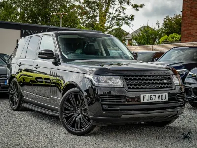 Used Land Rover Range Rover Vogue SE 306 HP (225 kW) 2017 Black SUV
