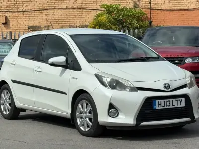 Usata Toyota Yaris Hybrid T4 2013