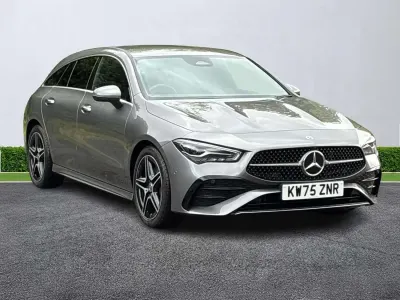 Begagnad Mercedes CLA200 Executive 2026 Grå Kombi