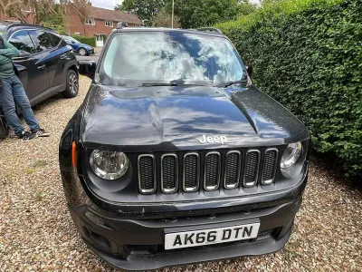 Used Jeep Renegade Longitude 120 HP (88 kW) 2016 Black SUV