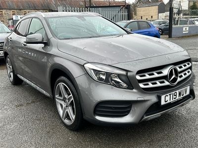 Mercedes GLA220