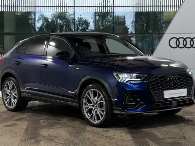 Used Audi Q3 Black Edition 150 HP (110 kW) 2024 Blue SUV