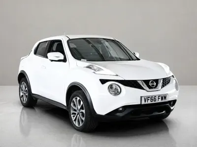 Used Nissan Juke Tekna 2017 White SUV