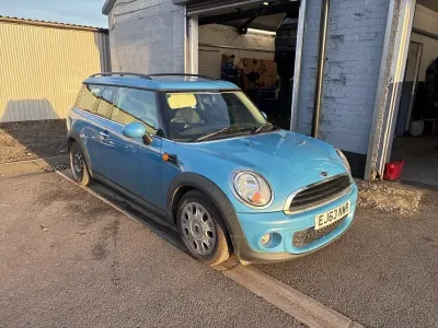 Used Mini One Clubman 90 HP (66 kW) 2013 Blue Estate