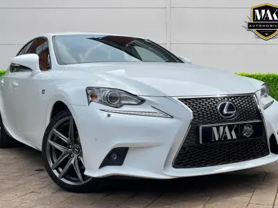 Used Lexus IS300h Sport Line 223 HP (164 kW) 2016 White Sedan