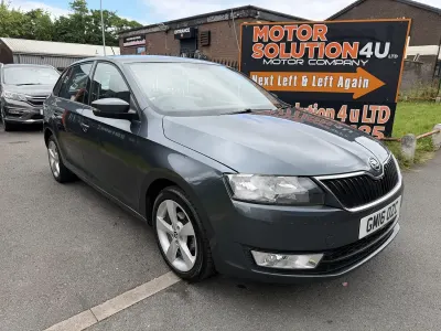 Used Skoda Rapid SE 90 HP (66 kW) 2016 Grey Hatchback
