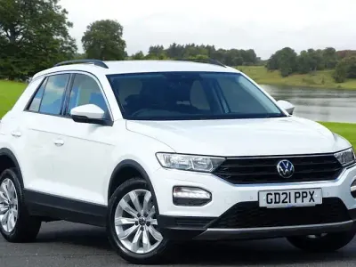 Usado VW T-Roc SE 110 HP (80 kW) 2021 SUV