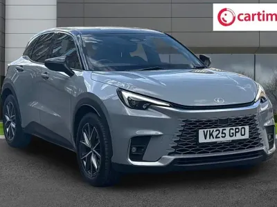 Used Lexus LBX 136 HP (100 kW) 2025 Grey/black SUV