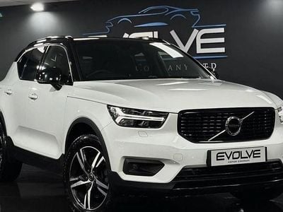 White Used 2020 Volvo XC40 R-Design SUV | £18,695 (Fair price)