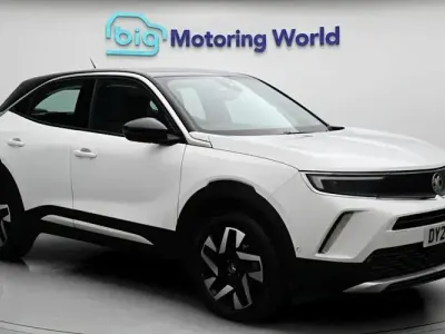 Używany Vauxhall Mokka Elite 131 KM (96 kW) 2022 Biały SUV