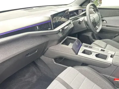 Used Vauxhall Grandland X Ultimate 143 HP (105 kW) 2025 Brown SUV