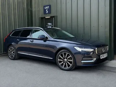 Used Volvo V90 Inscription 235 HP (172 kW) 2016 Blue Estate