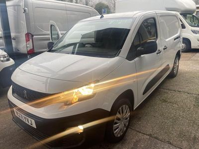 Used Peugeot Partner Premium 2021 White MPV
