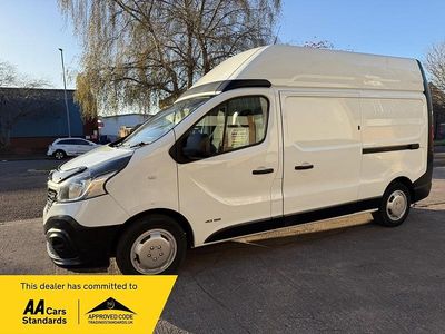 White Used 2017 Renault Trafic Business MPV | £7,995 (Expensive)