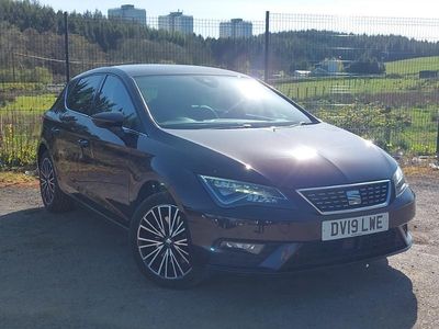 Begagnad Seat Leon XCELLENCE Lux 190 HK (139 kW) 2019 Lila Halvkombi