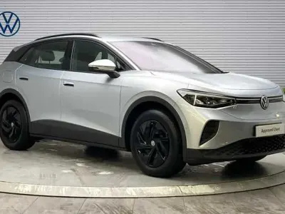 Begagnad VW ID.4 Pure 125 kW (170 HK) 2025 Silver SUV