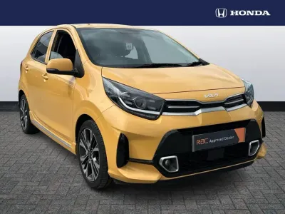 Used Kia Picanto GT-Line 65 HP (47 kW) 2023 Yellow Hatchback