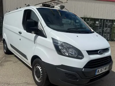 Used Ford Transit Custom 105 HP (77 kW) 2017 White Van