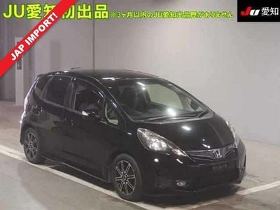 Używany Honda Fit 132 KM (97 kW) 2013 Czarny Hatchback