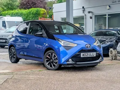 Used Toyota Aygo Trend 72 HP (52 kW) 2021 Blue Hatchback