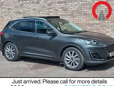 Second-hand Ford Kuga Vignale 225 CP (165 kW) 2021 Gri SUV