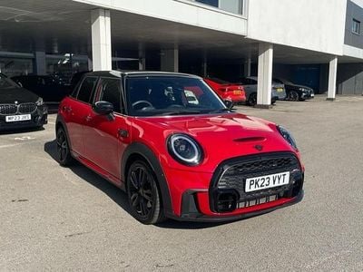 Begagnad Mini Cooper S Hatch 176 HK (129 kW) 2023 Röd Halvkombi