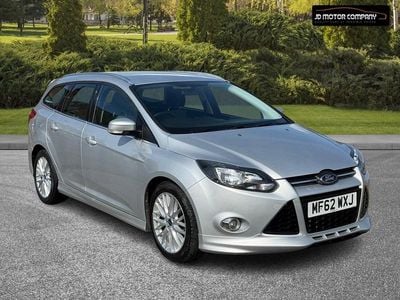 Used Ford Focus Zetec 115 HP (84 kW) 2012 Silver Estate