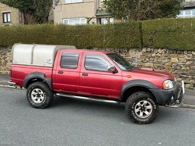 Usado Nissan Navara 133 HP (97 kW) 2002 Vermelho Pickup