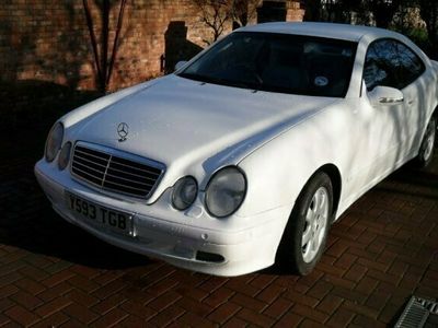 used Mercedes CLK230 Avantgarde 2dr Tip Auto 2.3