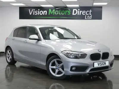 Używany BMW 116 Efficient Dynamics 2016 Srebrny Hatchback