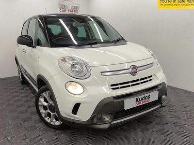 Used Fiat 500L Trekking 85 HP (62 kW) 2014 White and black MPV