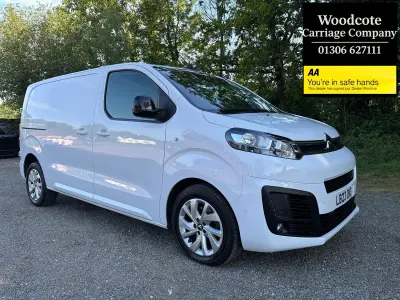Used Citroën Dispatch 100 HP (73 kW) 2023 White MPV
