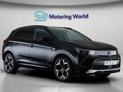 Gebraucht Vauxhall Grandland X Ultimate 130 PS (95 kW) 2022 Schwarz SUV