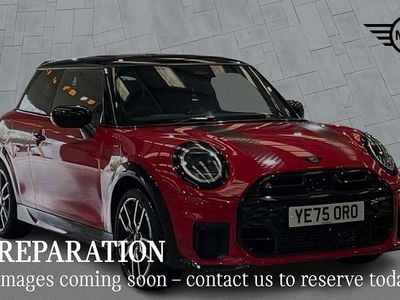 Used Mini Cooper Hatch 113 kW (154 HP) 2025 Red Hatchback