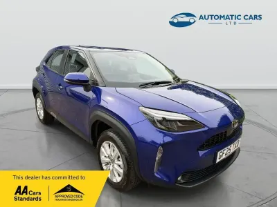 Used Toyota Yaris Hybrid 2025 Blue Hatchback