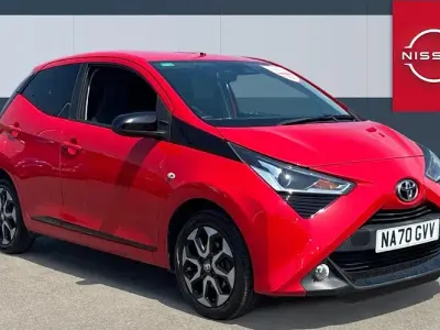 Used Toyota Aygo Trend 72 HP (52 kW) 2020 Red Hatchback