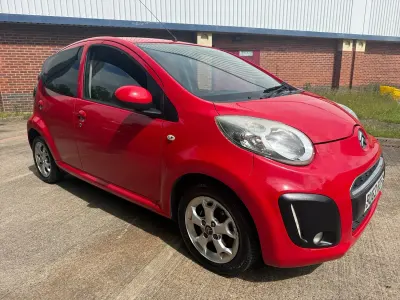 Used Citroën C1 VTR Sport 68 HP (50 kW) 2013 Red Hatchback