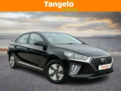 Begagnad Hyundai Ioniq SE 141 HK (103 kW) 2022 Svart Halvkombi