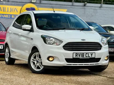Used Ford Ka Plus Zetec 70 HP (51 kW) 2018 White Hatchback