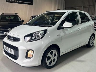 Used Kia Picanto Air 65 HP (47 kW) 2017 White Hatchback